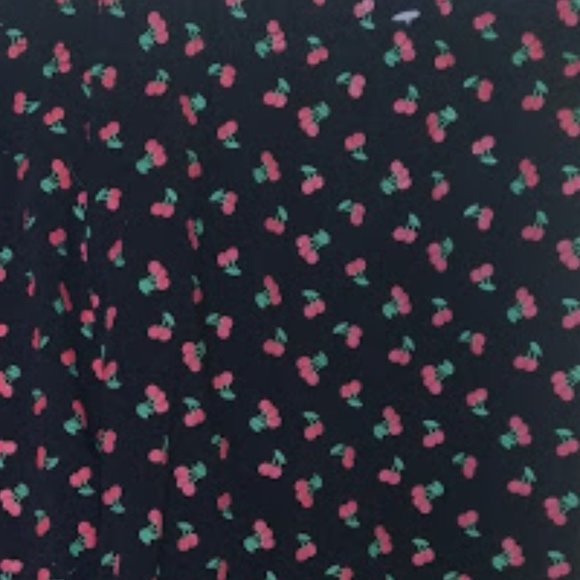 ---  Cherry Print SET  Skirt & Biker Shorts  Jr Medium Like New - Picture 4 of 4